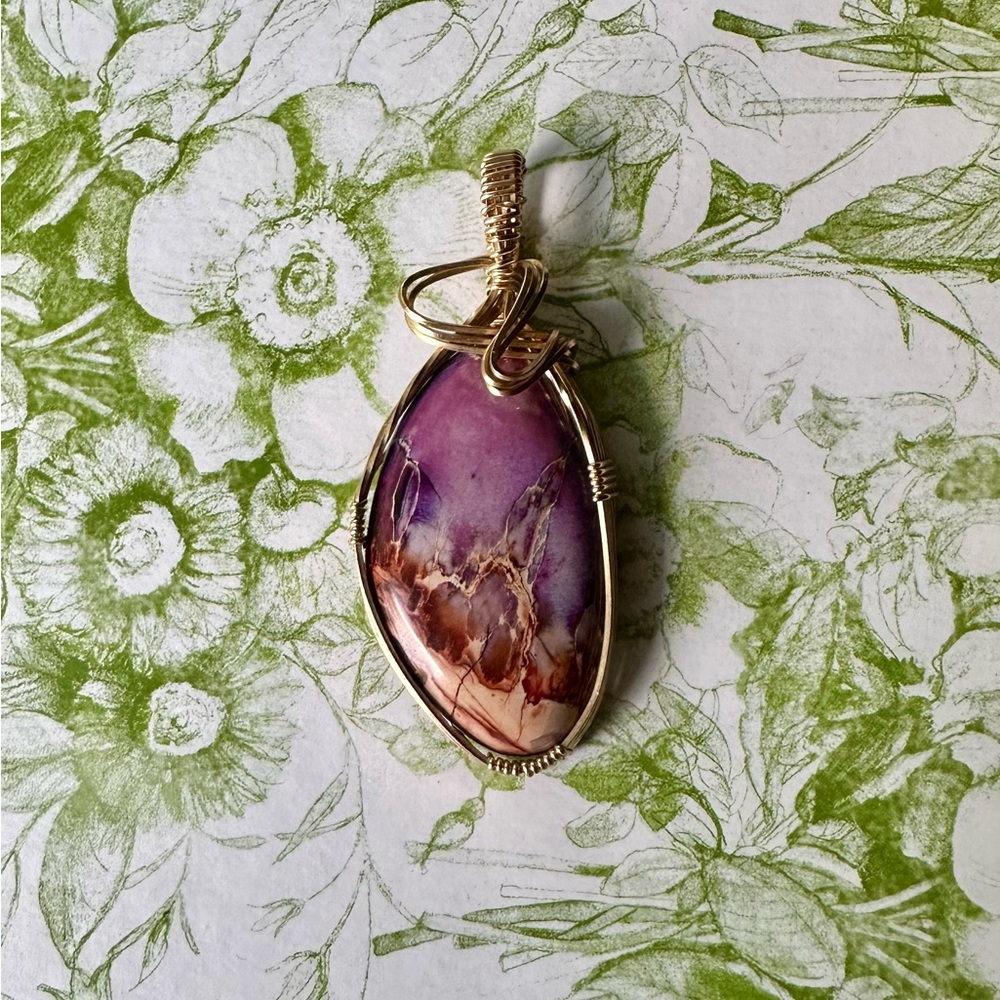 Gemstone Wire-wrapped Pendant